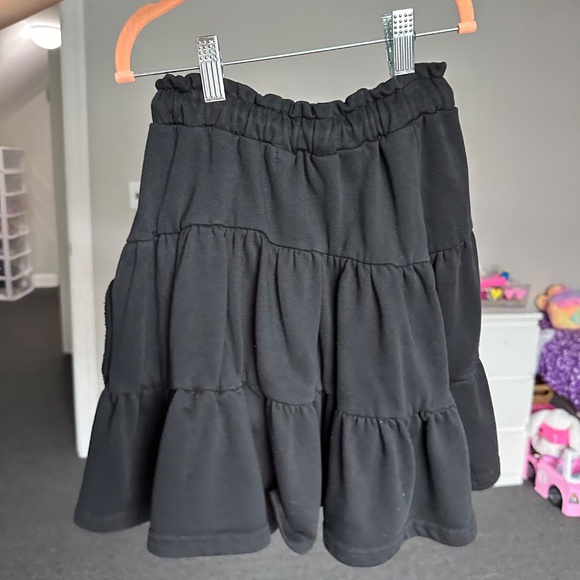 Girls HELLO YELLOW BLACK PARIS PRINT SWEAT skirt - Picture 3 of 5